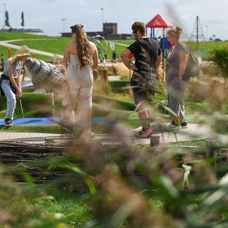 Tiny House Pioneer 18 Zur Meerseite - Green Tiny Village Harlesiel Каролинензил Екстериор снимка