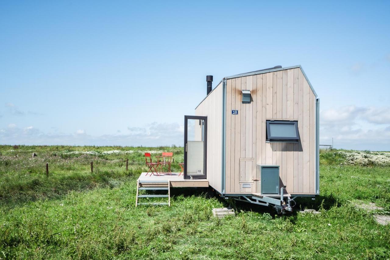 Tiny House Pioneer 18 Zur Meerseite - Green Tiny Village Harlesiel Каролинензил Екстериор снимка