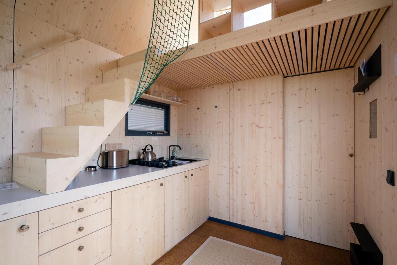 Tiny House Pioneer 18 Zur Meerseite - Green Tiny Village Harlesiel Каролинензил Екстериор снимка