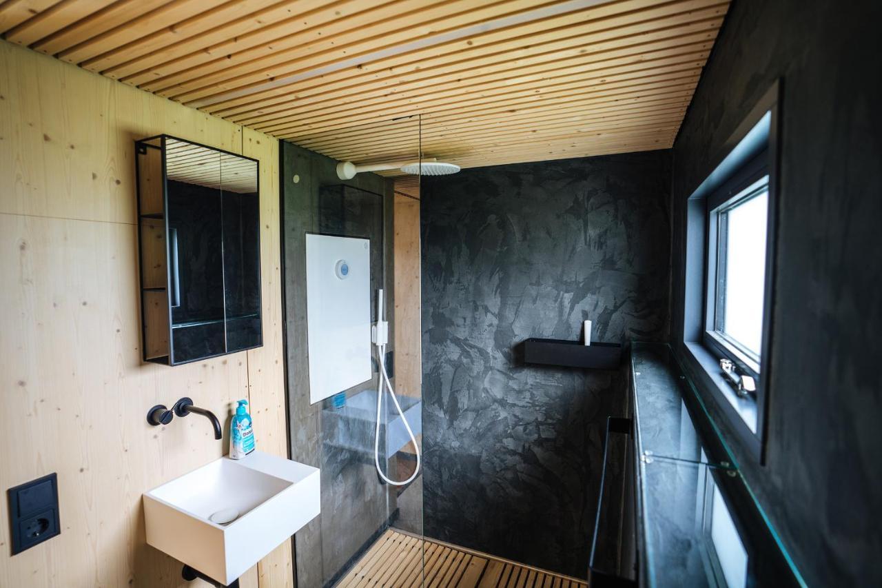 Tiny House Pioneer 18 Zur Meerseite - Green Tiny Village Harlesiel Каролинензил Екстериор снимка